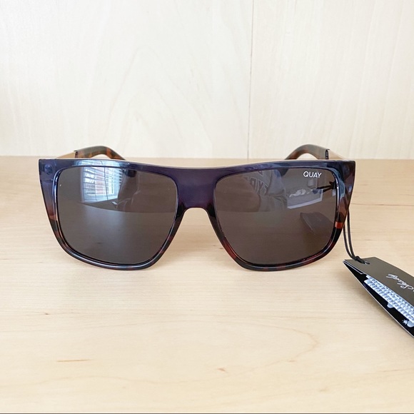 Quay Australia Accessories | Quay Australia Incognito Sunglasses In Navy Smoke | Poshmark